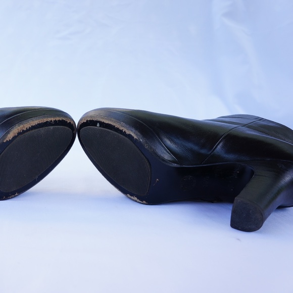 Dries Van Noten Leather Black Bootie - Picture 8 of 8